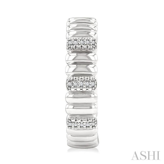 Silver Bold Ribbed Diamond Hoop Earrings