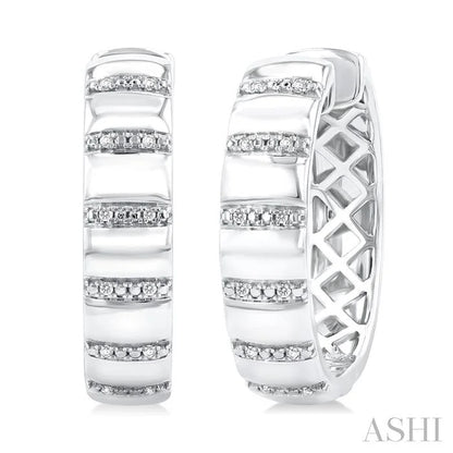 Silver Bold Ribbed Diamond Fashion Hoop Earrings