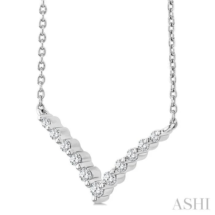 Silver Chevron Petite Diamond Fashion Pendant