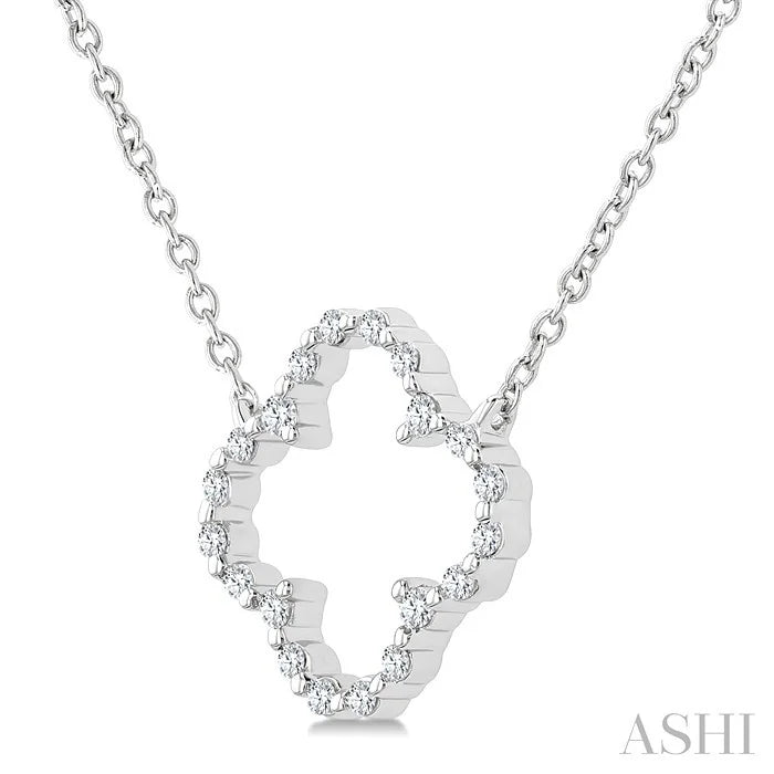 Silver Clover Petite Diamond Fashion Pendant