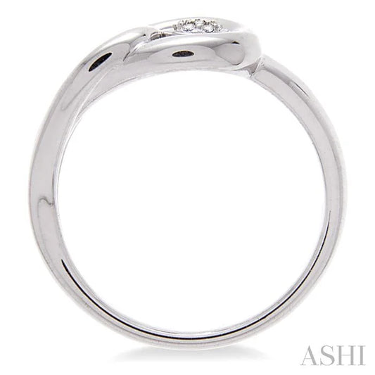 Silver Round Shape Diamond Ring