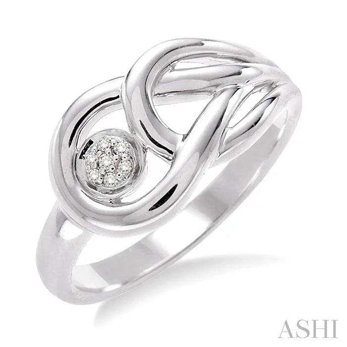 Silver Round Shape Diamond Ring