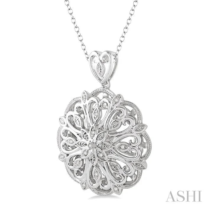 Silver Snowflake Diamond Fashion Pendant