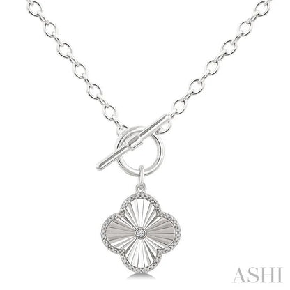 Silver Clover Fluted Toggle Diamond Fashion Necklace