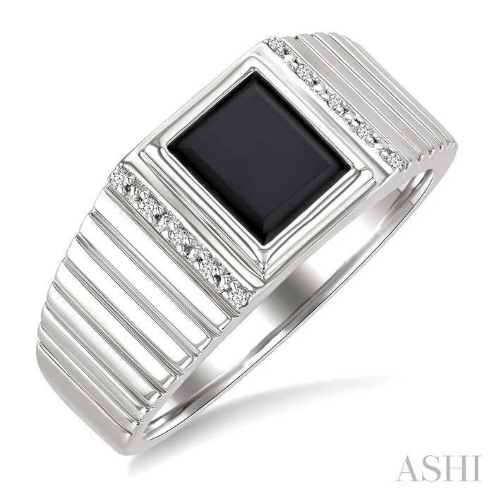 Silver Emerald Shape Men'S Onyx Diamond Ring