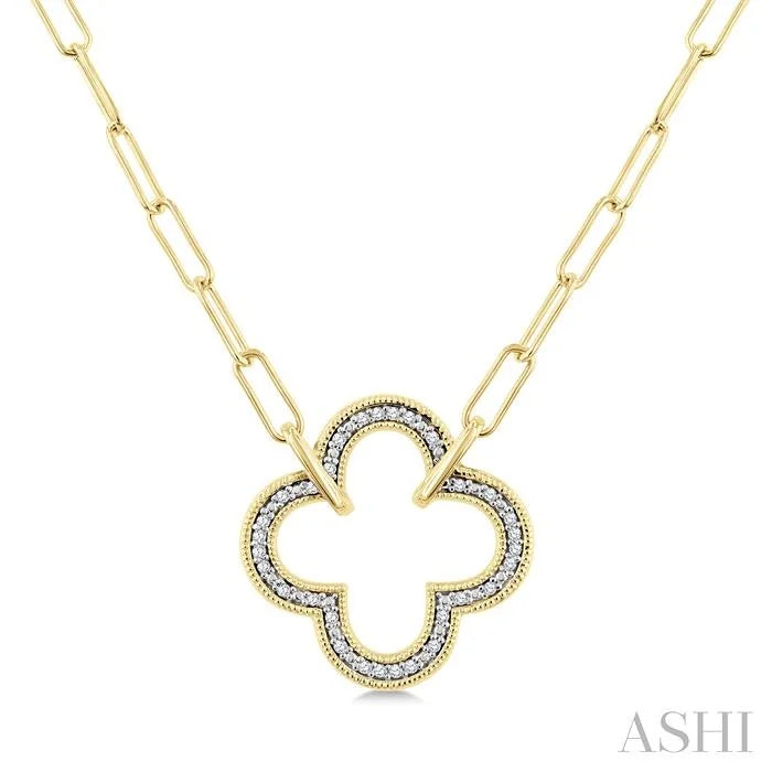 Gold Vermeil Paperclip Clover Diamond Fashion Pendant