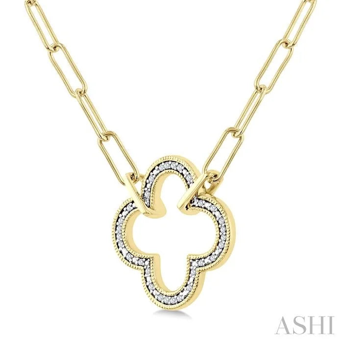 Gold Vermeil Paperclip Clover Diamond Fashion Pendant