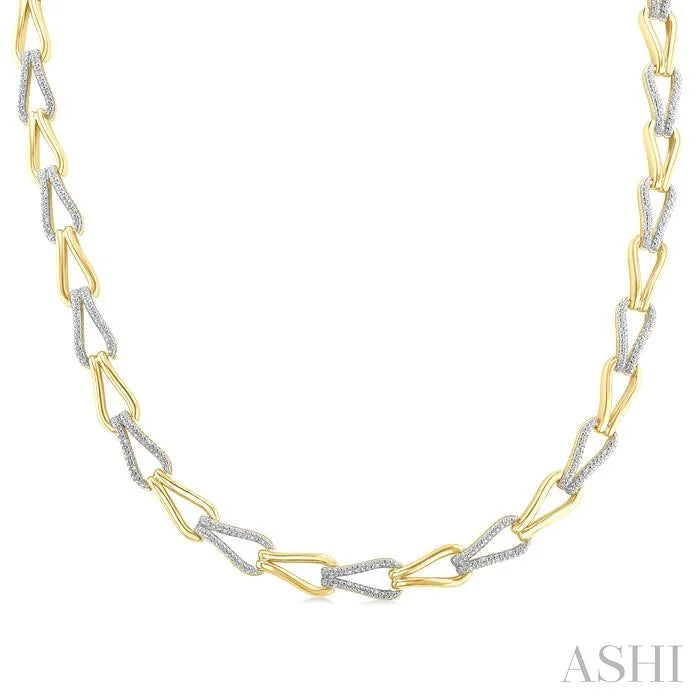 Gold Vermeil Bold Knot Diamond Fashion Necklace