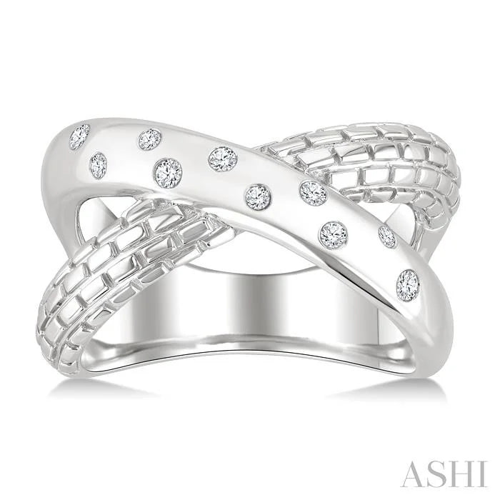 Silver Bold Criss Cross Diamond Ring
