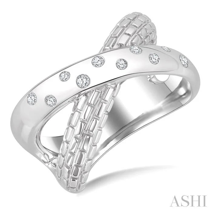 Silver Bold Criss Cross Diamond Ring