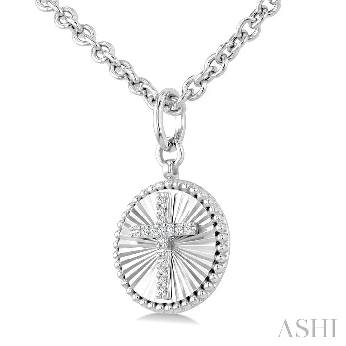 Silver Circle Cross Fluted Medallion Diamond Fashion Pendant
