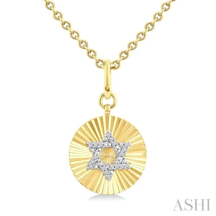 Gold Vermeil Circle Star Of David Fluted Medallion Diamond Pendant