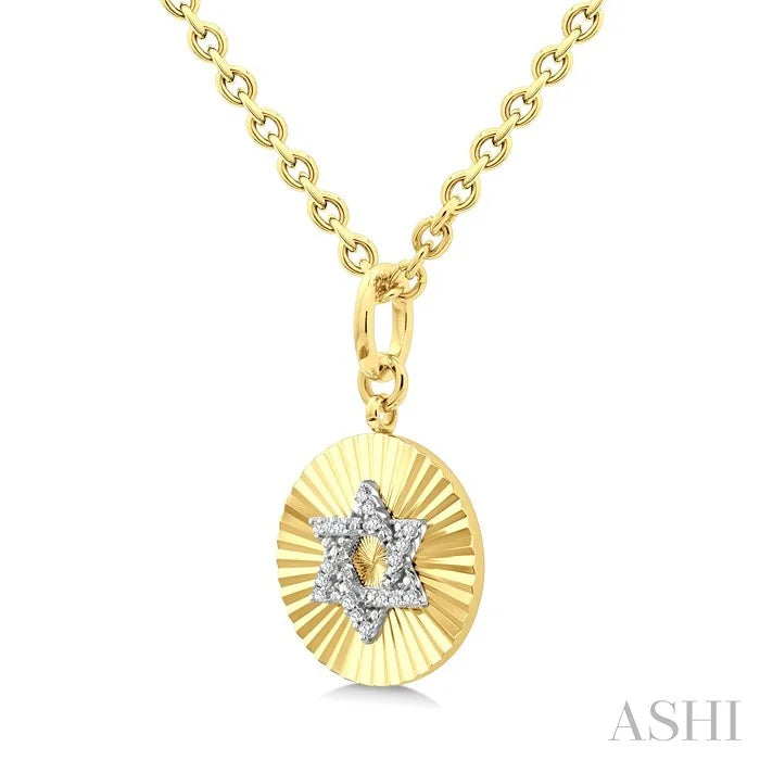 Gold Vermeil Circle Star Of David Fluted Medallion Diamond Pendant