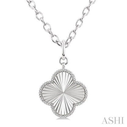 Silver Clover Fluted Medallion Diamond Pendant