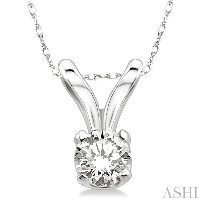 Round Shape Diamond Solitaire Pendant