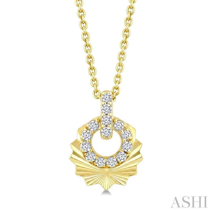 Circle Fluted Diamond Fashion Pendant