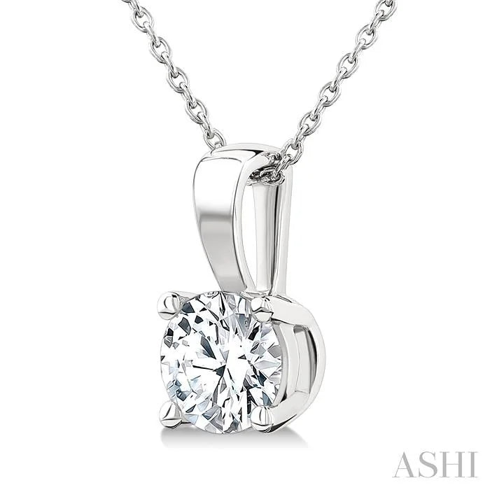 Round Shape Diamond Solitaire Pendant