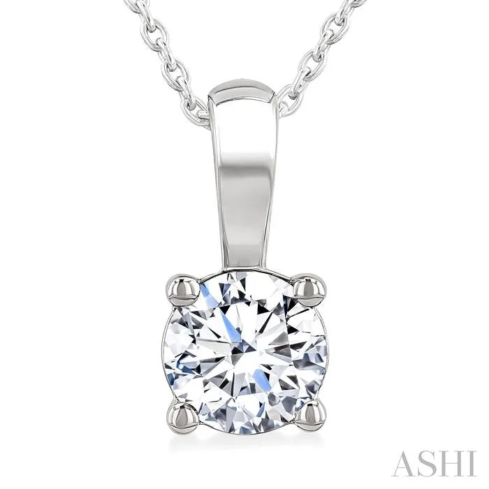 Round Shape Diamond Solitaire Pendant