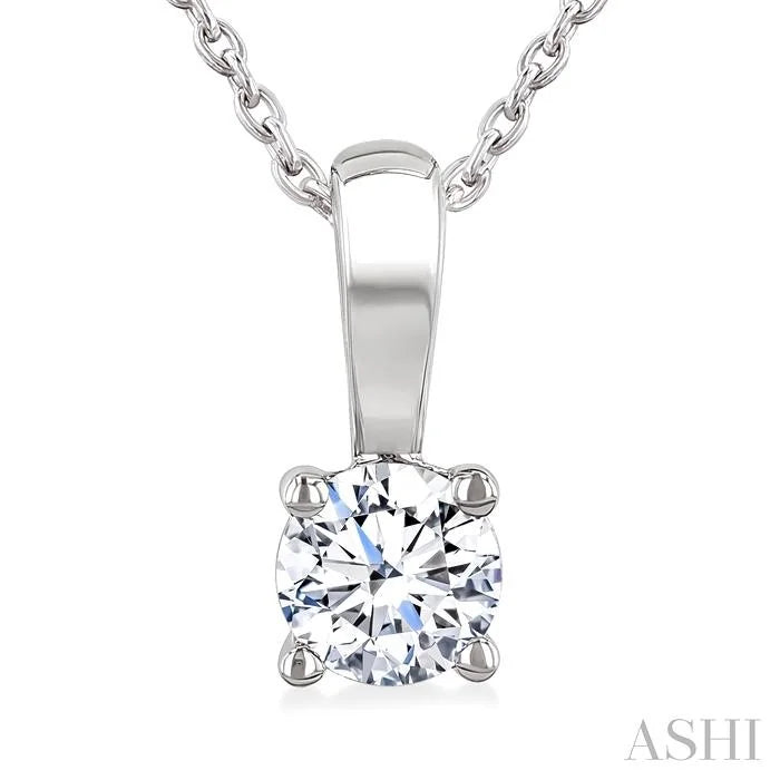 Round Shape Diamond Solitaire Pendant