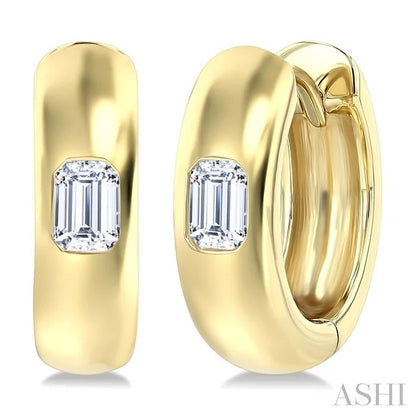 Emerald Shape Bezel Set Diamond Huggie Fashion Earrings