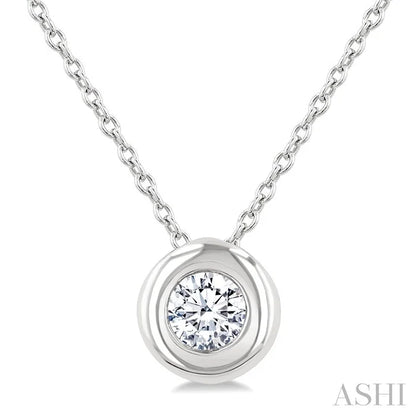 Round Shape Bezel Set Bubble Diamond Pendant
