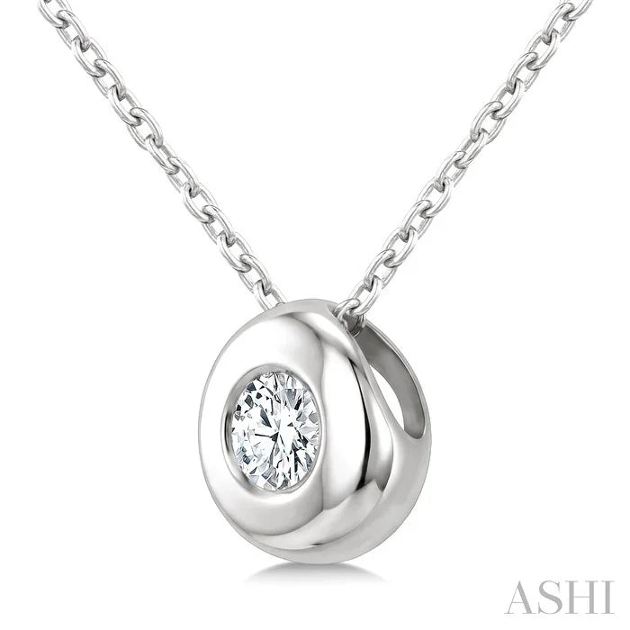 Round Shape Bezel Set Bubble Diamond Pendant