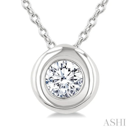 Round Shape Bezel Set Bubble Diamond Pendant