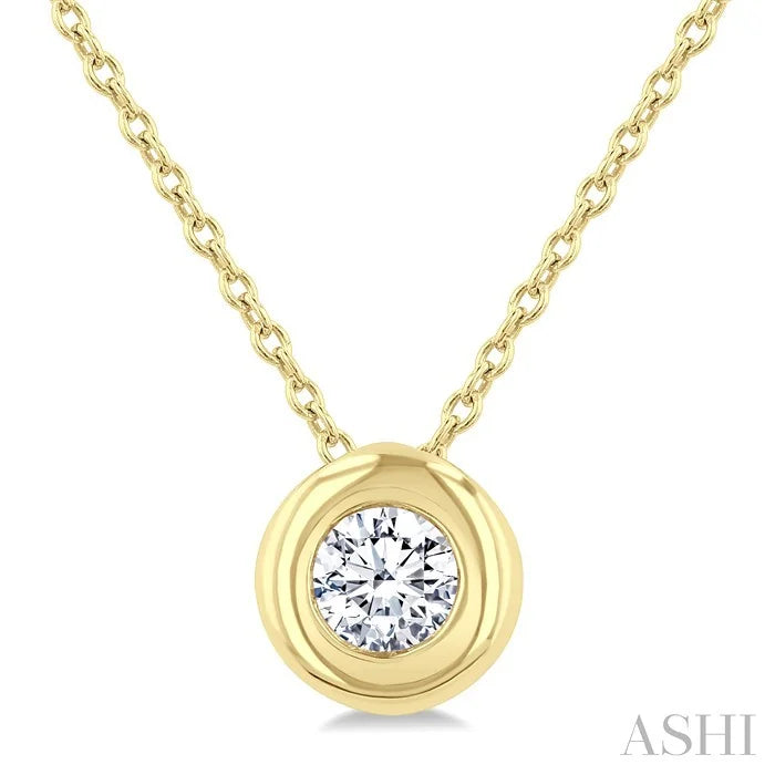 Round Shape Bezel Set Bubble Diamond Pendant