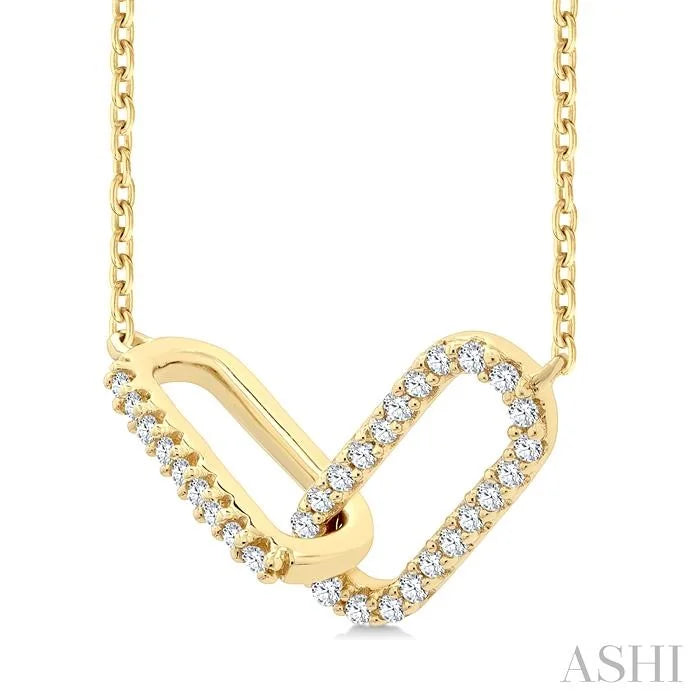Paperclip Interlock Petite Diamond Fashion Pendant