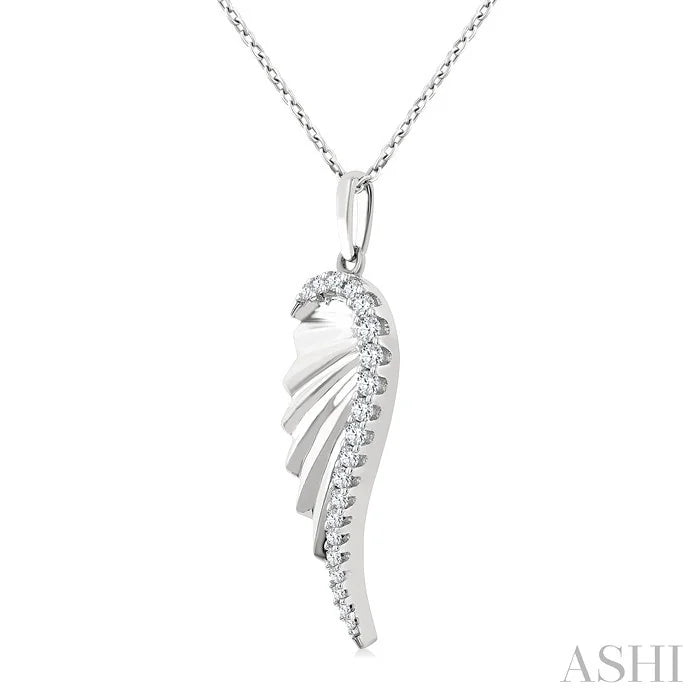Angel Wings Fluted Diamond Fashion Pendant