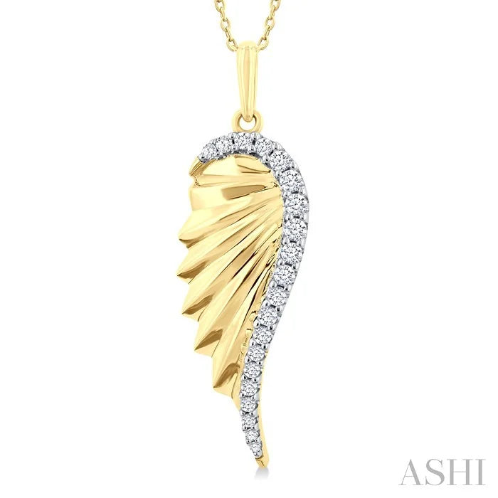 Angel Wings Fluted Diamond Fashion Pendant
