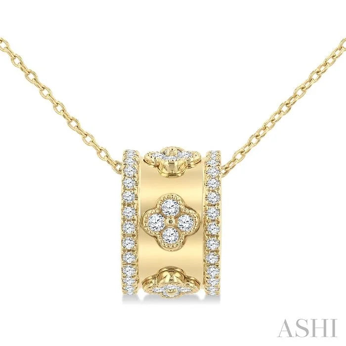 Clover Diamond Fashion Pendant