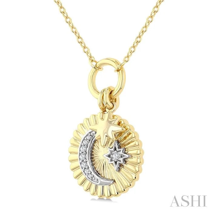 Crescent Moon & Star Charm Fluted Diamond Fashion Pendant