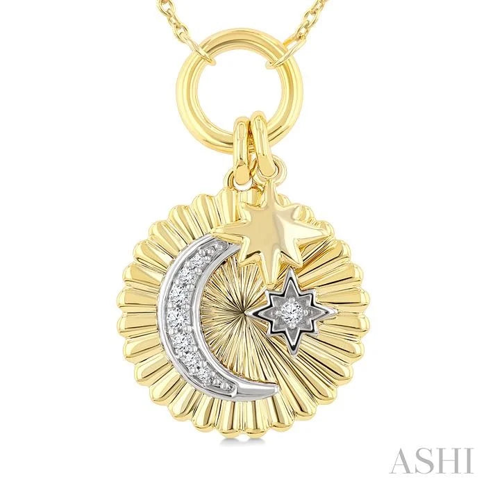 Crescent Moon & Star Charm Fluted Diamond Fashion Pendant