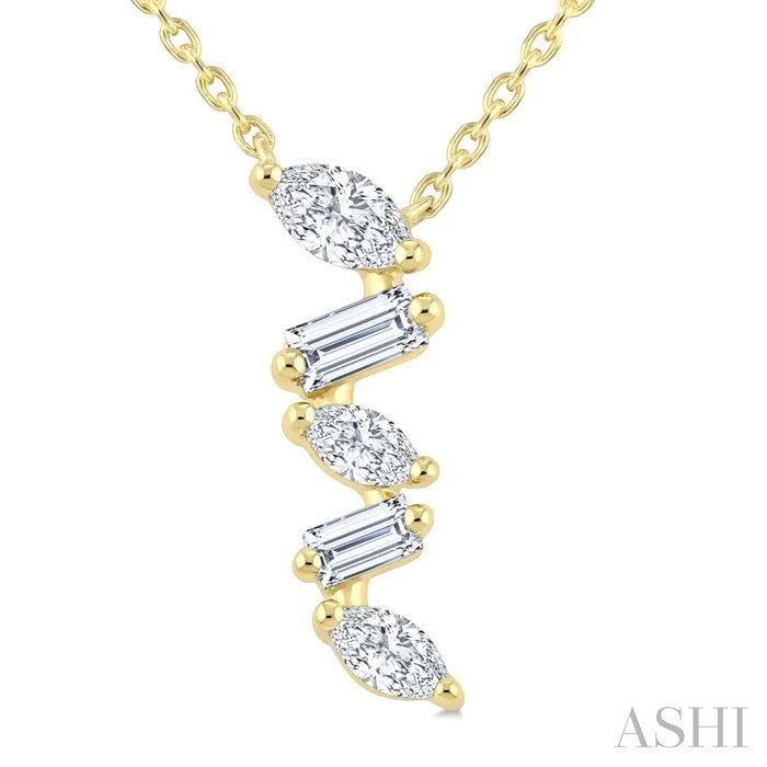 Mixed Shape Zig-Zag Diamond Fashion Pendant
