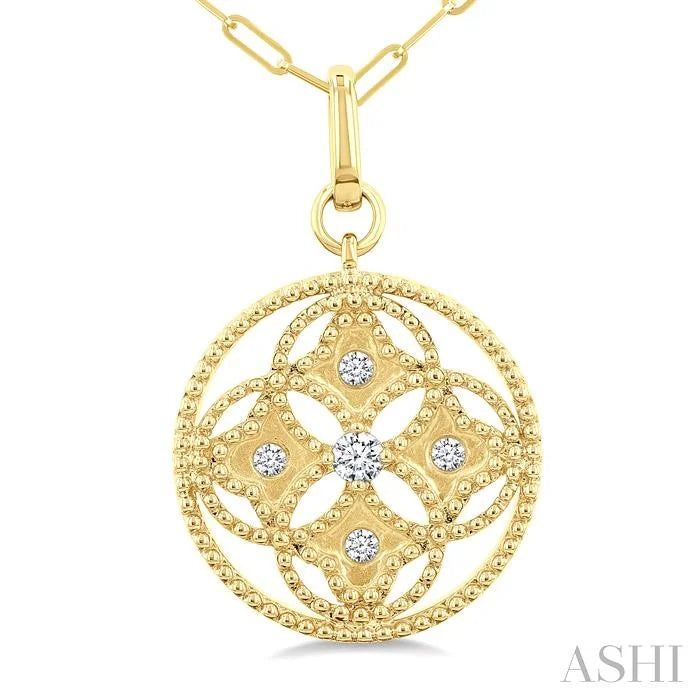 Circle Paperclip Medallion Diamond Fashion Pendant