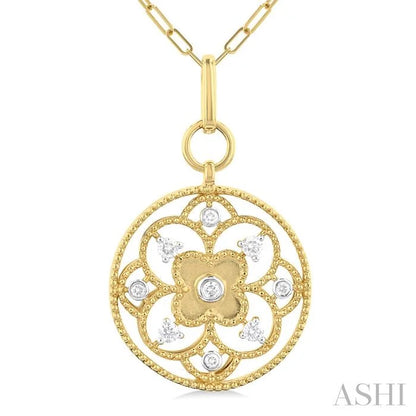 Clover Circle Paperclip Medallion Diamond Fashion Pendant