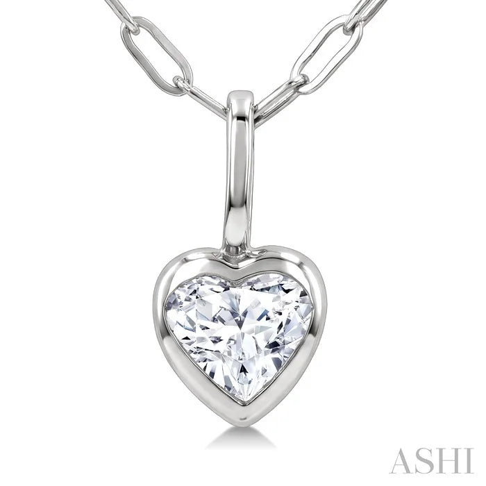 Heart Shape Bezel Set Paperclip Diamond Fashion Pendant