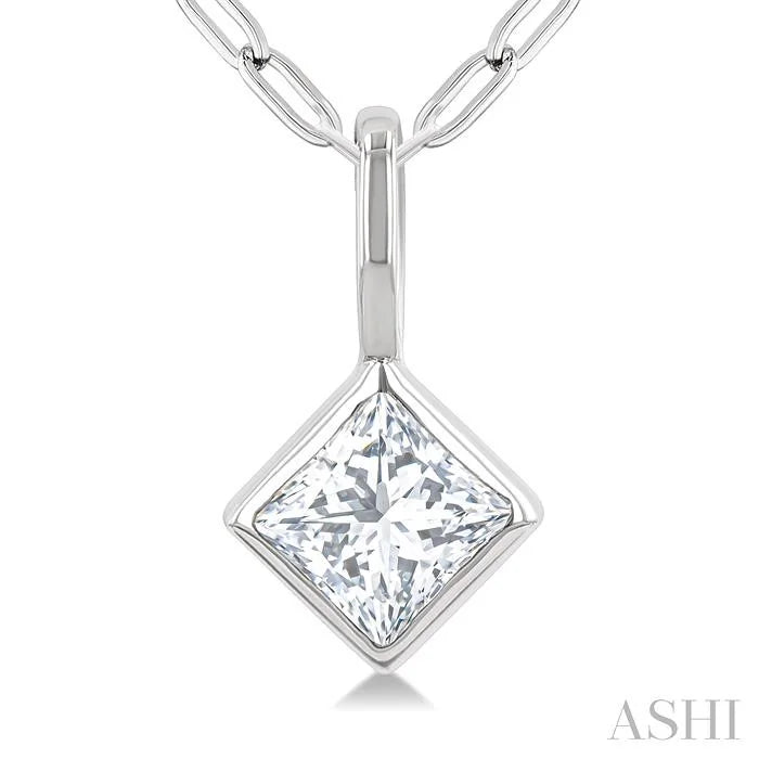 Princess Shape Bezel Set Paperclip Diamond Fashion Pendant