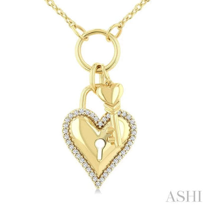 Golden Glow Heart Lock & Key Charm Diamond Fashion Pendant