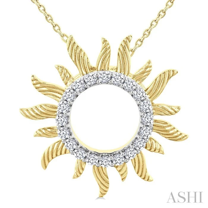 Sunburst Fluted Diamond Fashion Pendant