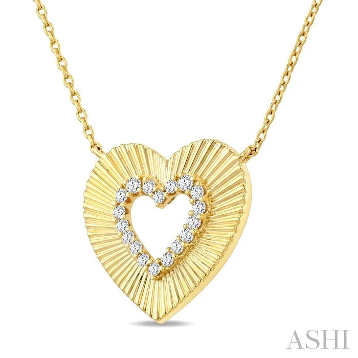 Pirouette Heart Shape Diamond Fashion Pendant