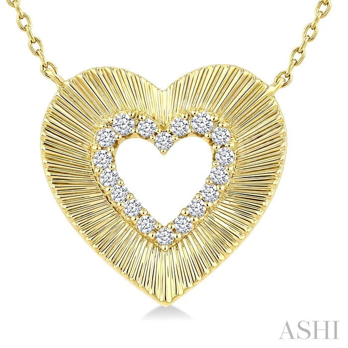 Pirouette Heart Shape Diamond Fashion Pendant