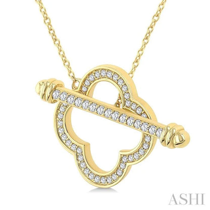 Clover Toggle Diamond Fashion Necklace