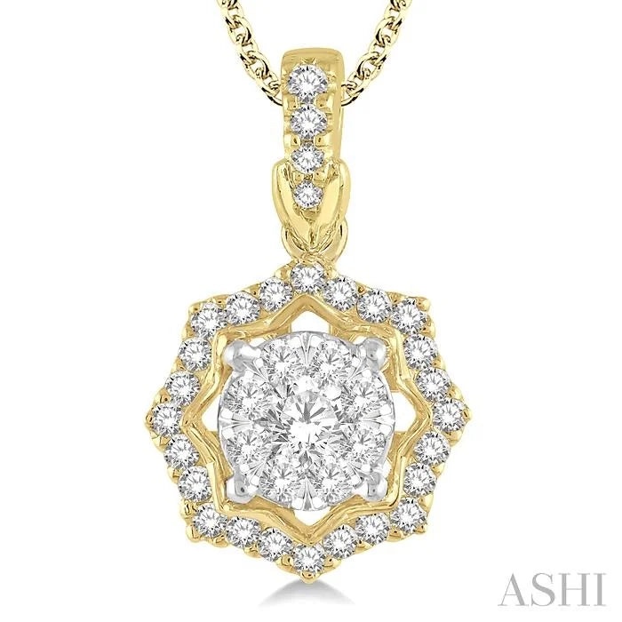 Round Shape Halo Lovebright Diamond Fashion Pendant