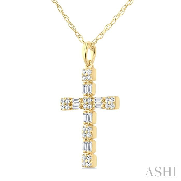 Cross Diamond Fashion Pendant
