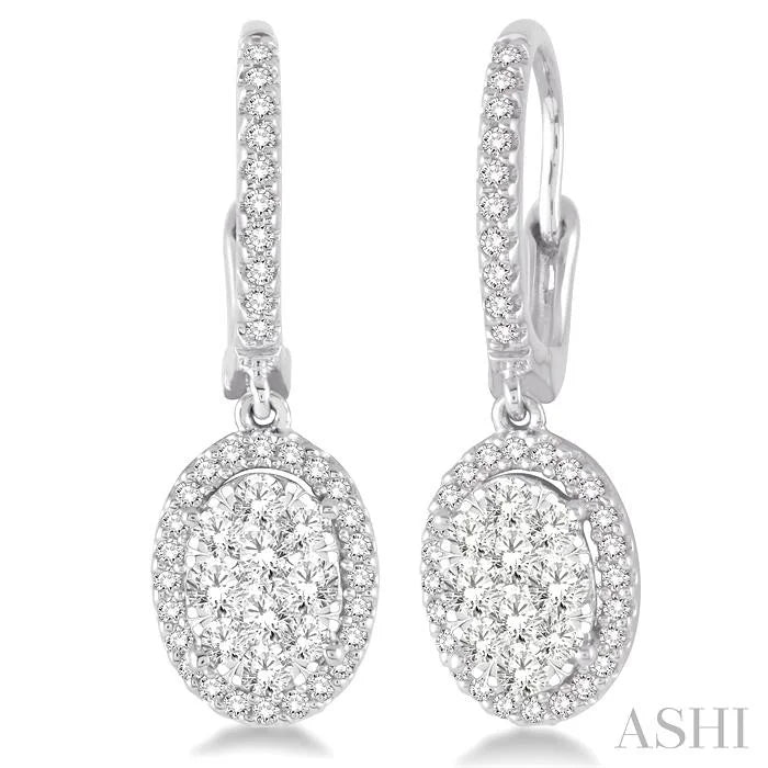 Oval Shape Halo Lovebright Essential Diamond Earrings