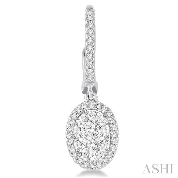 Oval Shape Halo Lovebright Essential Diamond Earrings