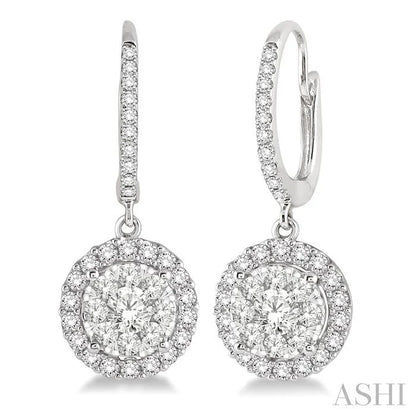 Round Shape Halo Lovebright Essential Diamond Earrings