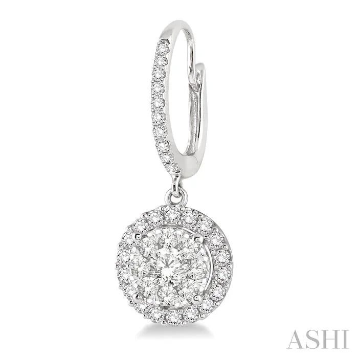 Round Shape Halo Lovebright Essential Diamond Earrings